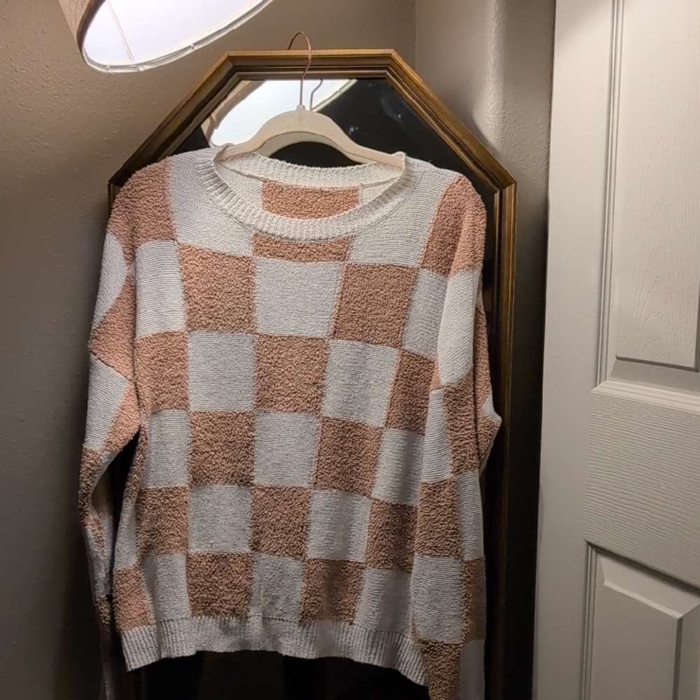 Checkered Knit Sweater - Cream and Tan